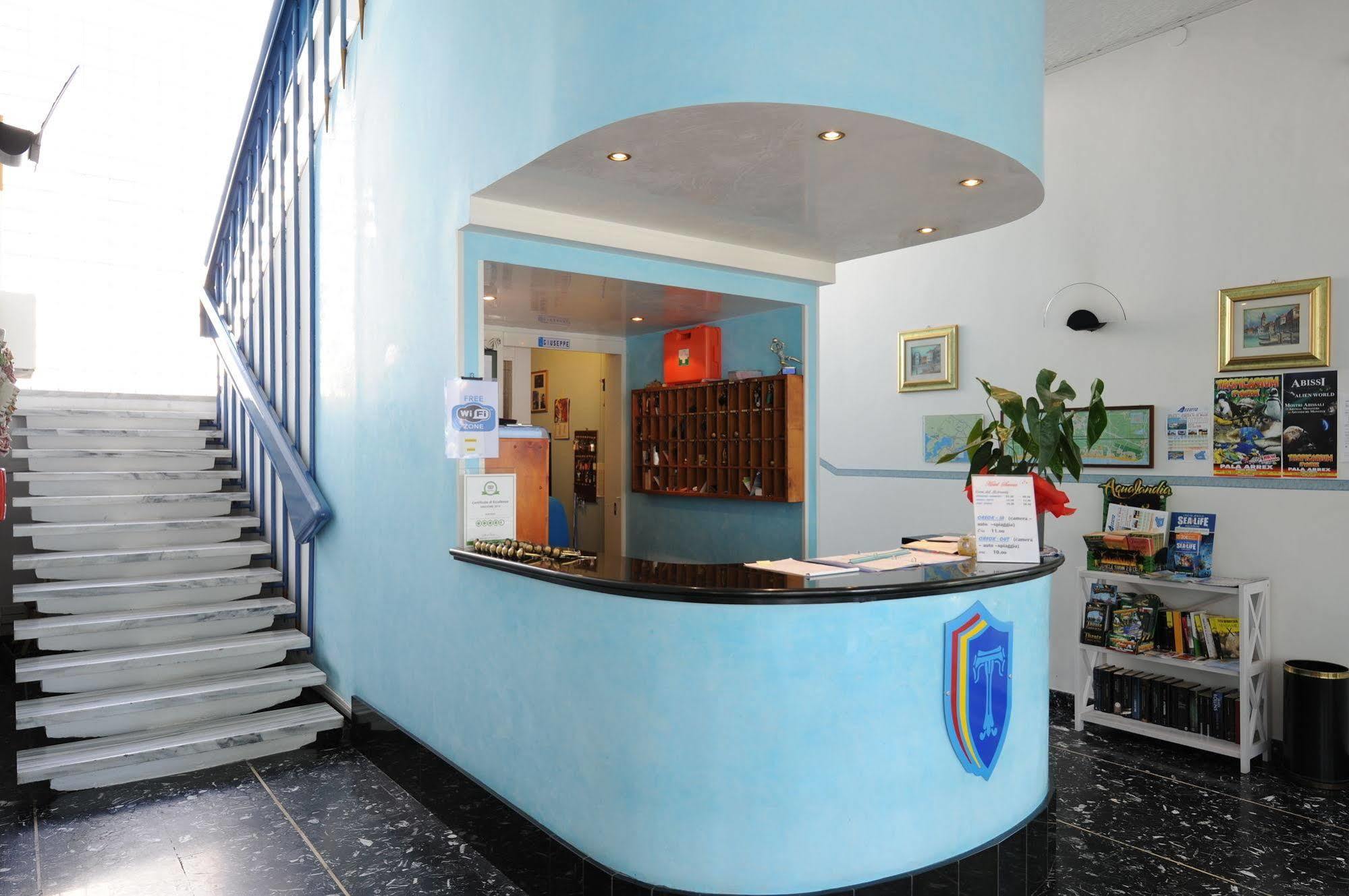 Hotel Savoia Лидо ди Йезоло Екстериор снимка
